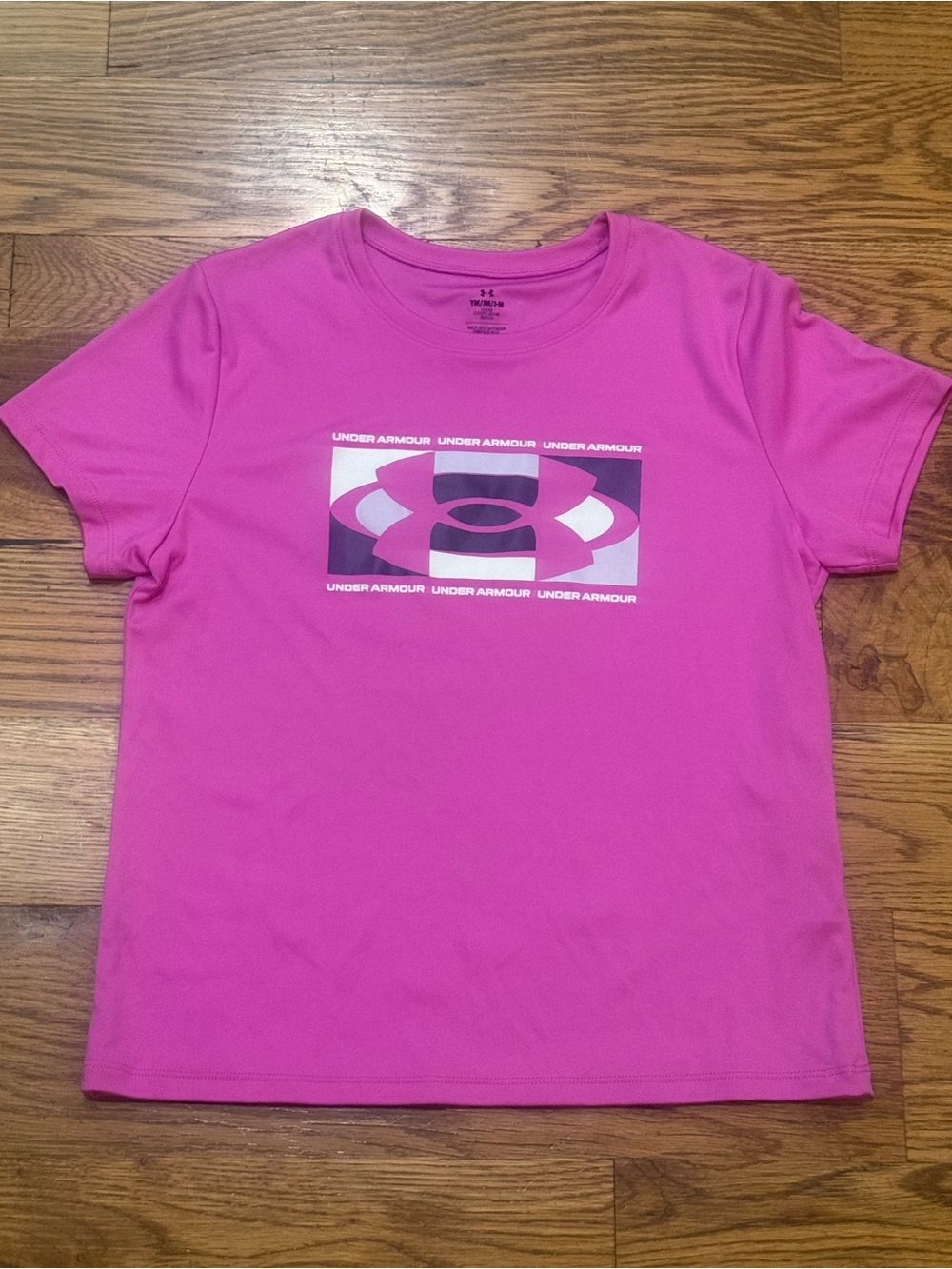 Under Armour. Girls UA Tech Big Logo T-Shirt. Pink/Purple. Size Youth Medium.